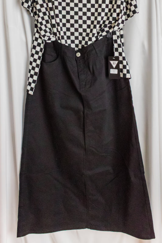 Plus long black denim skirt
